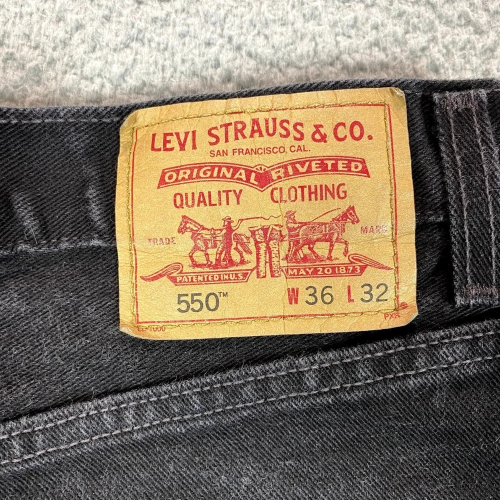 Vintage Levis 550 Jeans Mens 36X32 (33X31) Black USA Made Y2K Loose Straight Leg